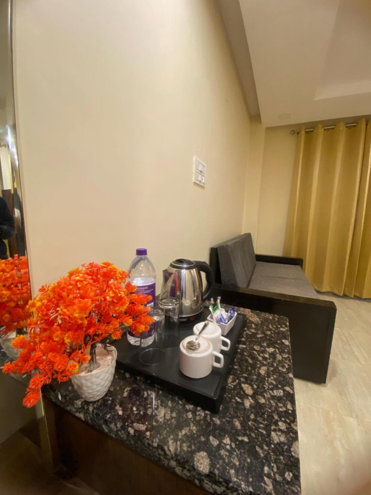 Mj Hills Rishikesh Hotel Exterior foto