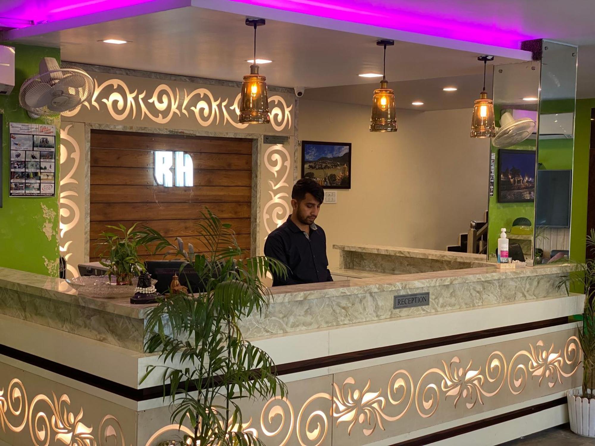 Mj Hills Rishikesh Hotel Exterior foto
